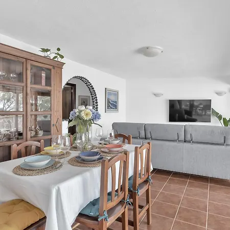 Villalmar Kompleks wypoczynkowy Famara